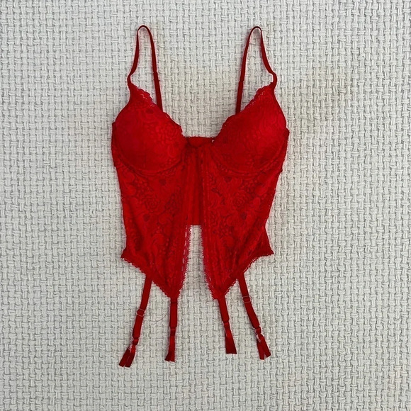 VINTAGE Secret Treasures Red Lace Corset Crop Top - Picture 3 of 7